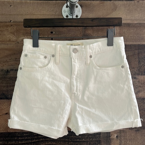 Madewell Pants - Madewell High-Rise Denim Shorts in Tile White Size 26